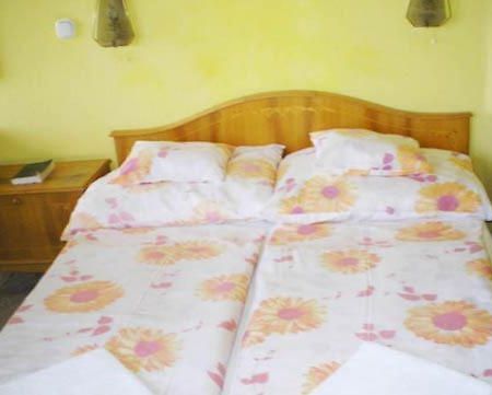 Krisztina Otel Budapeşte Oda fotoğraf